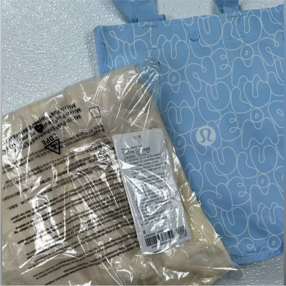 NWT 🍋 Lululemon Define Cropped Butter Cream BTCR Size‎ 8 LIMITED EDITION LW3HQS - Picture 3 of 16